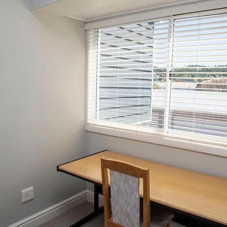 Waterfront 2 Bed Home With Mooring At Knysna Quays Exterior photo