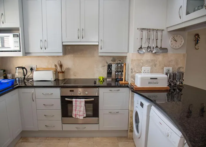 Waterfront 2 Bed Home With Mooring At Knysna Quays