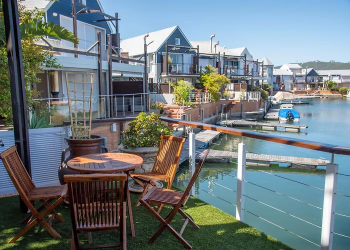 Waterfront 2 Bed Home With Mooring At Knysna Quays