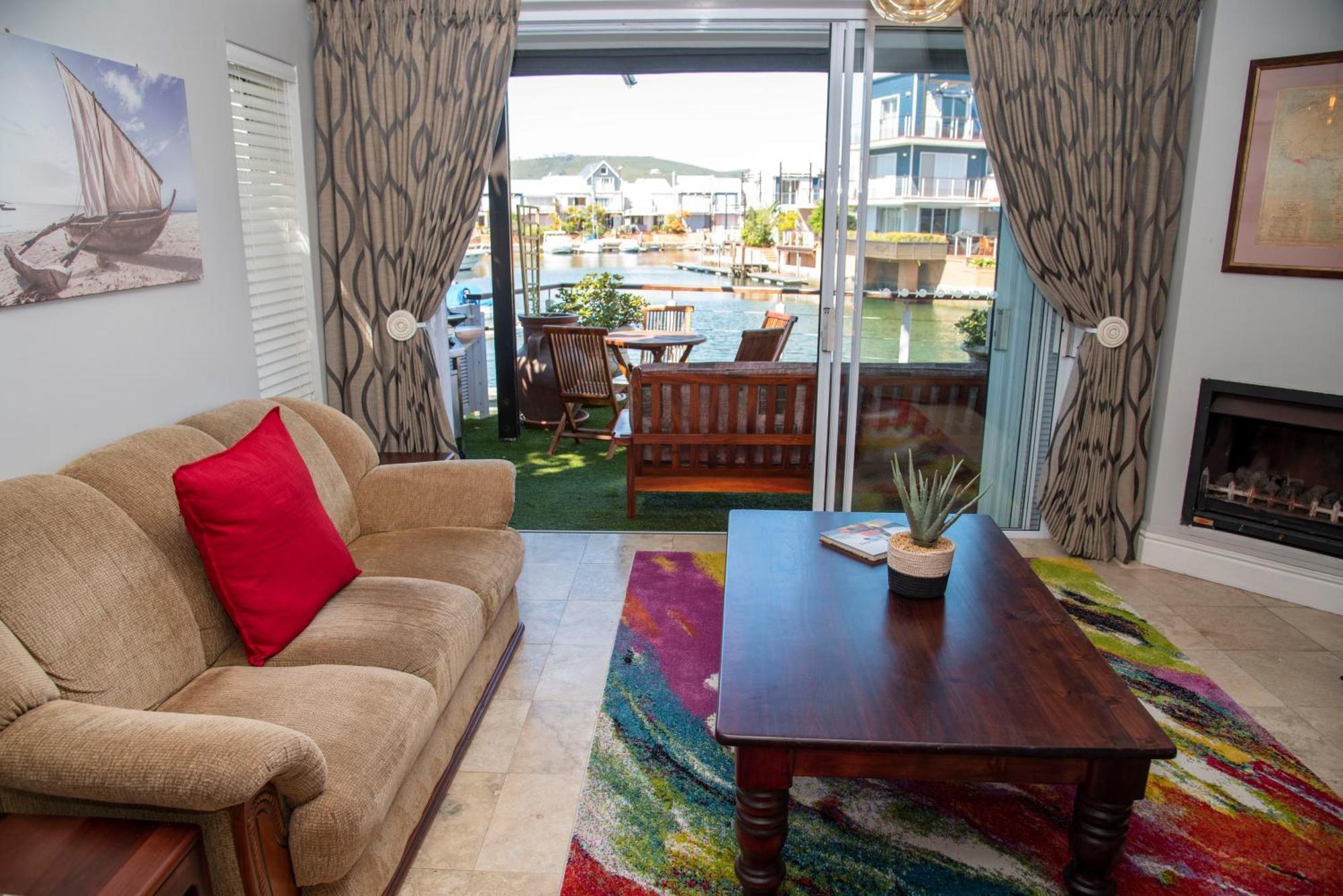 Waterfront 2 Bed With Mooring At Quays Holiday home Knysna