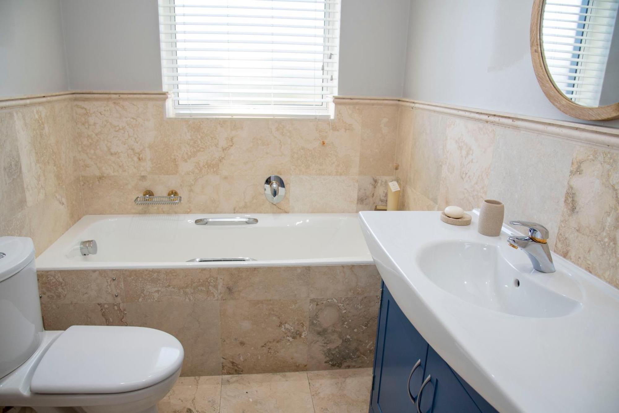 Holiday home Waterfront 2 Bed With Mooring At Quays